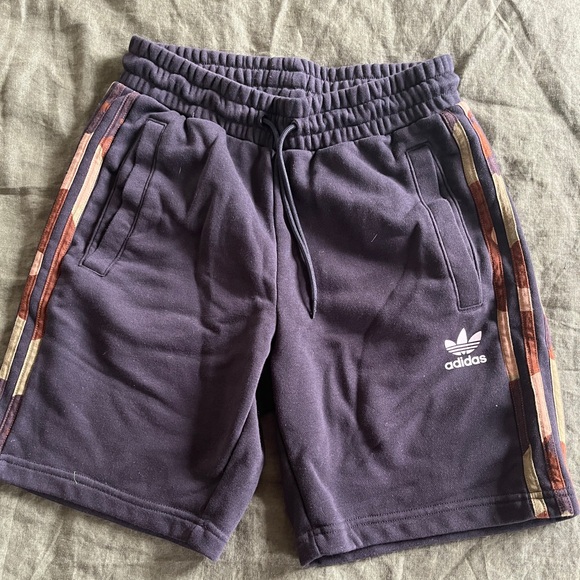 Adidas Black and Camo Shorts - Picture 1 of 6